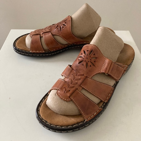 Naturalizer Tribal Tan Leather Slip On Sandals 8M - Picture 12 of 14